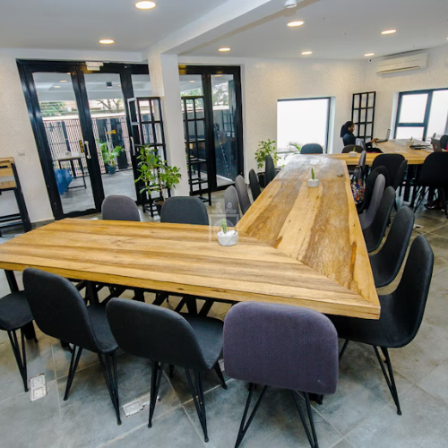 StarUp Work Spaces (Town)