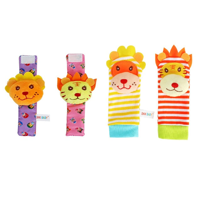 Infant baby toys bebe rattles/socks 2 pcs/set,can make sound,a cute toy for baby.